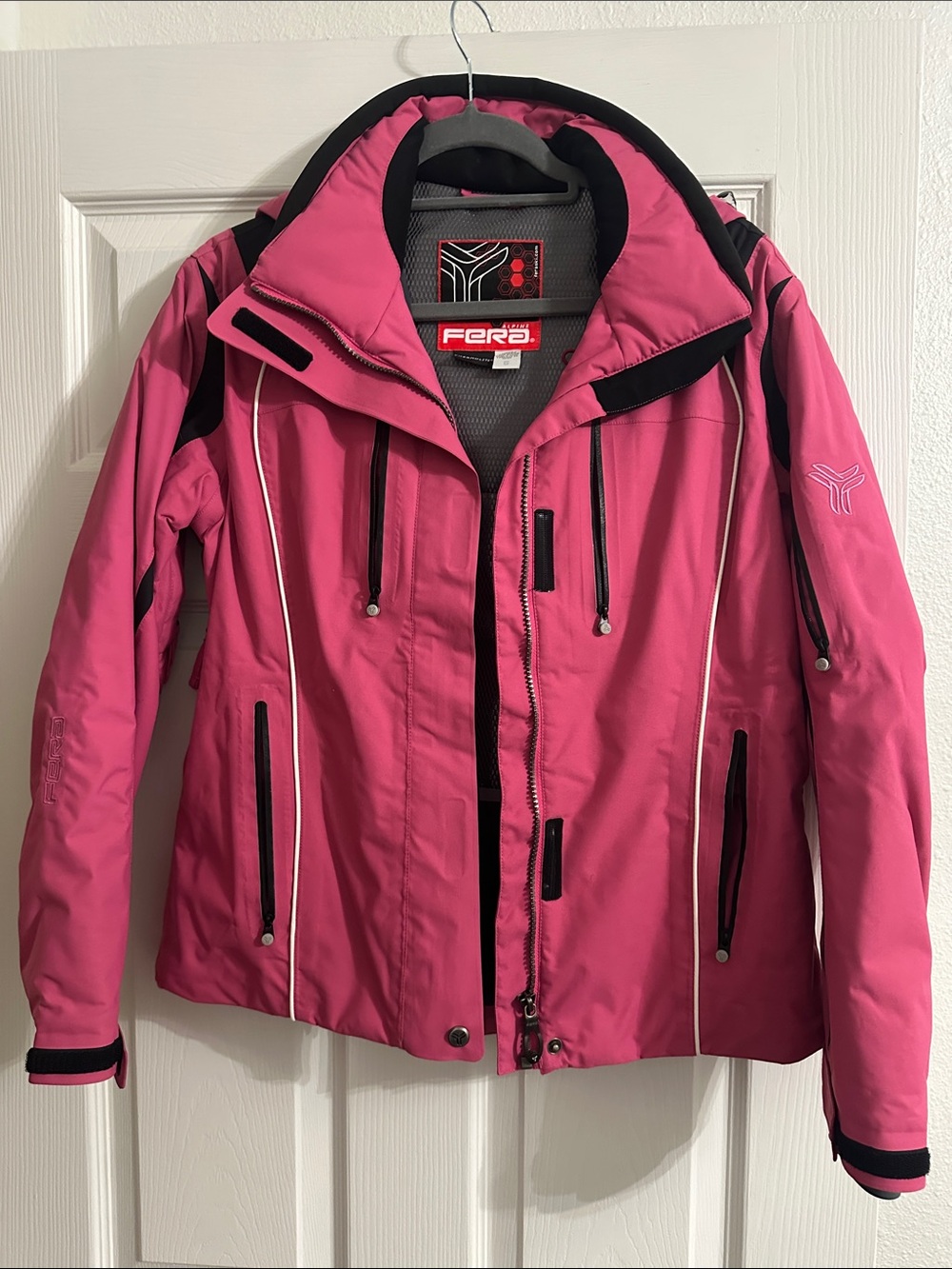 Fera Women's Hot Pink Ski Jacket with Black Accents